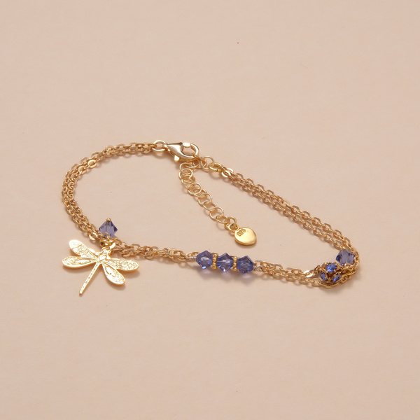 Blue tanzanites. Bracelet on a chain