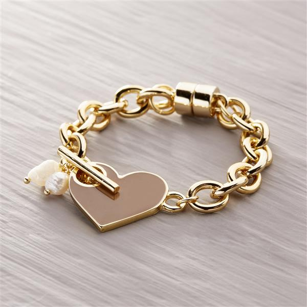 Caramel heart. Bracelet with heart shaped pendant