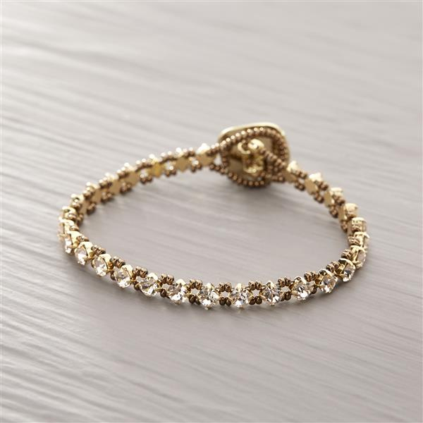 ALL DAY DREAMING. Subtle bracelet with crystals