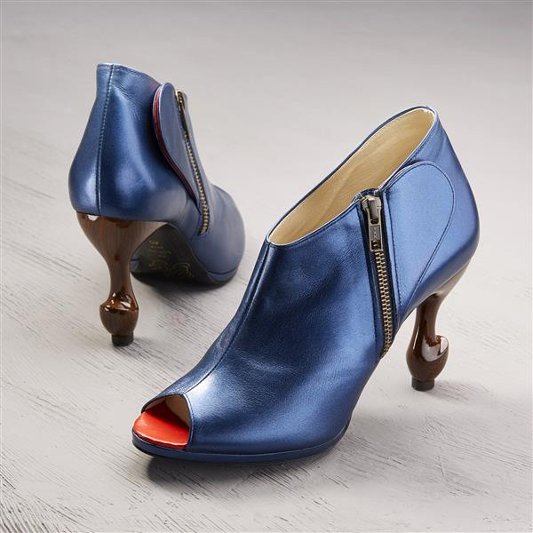 Harajuku. Peep toe boots in blue size 39-40