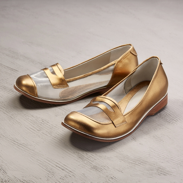 Smart Summer. Golden loafers with mesh