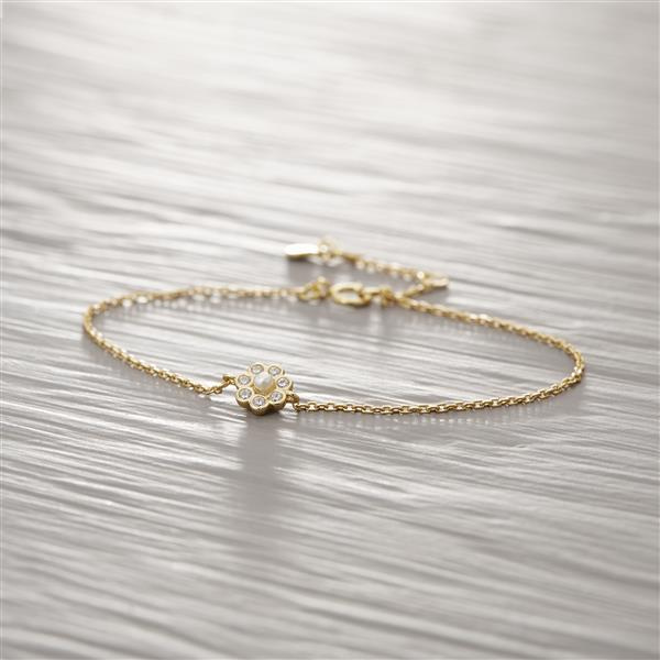 EVERYDAY. Delicate bracelet