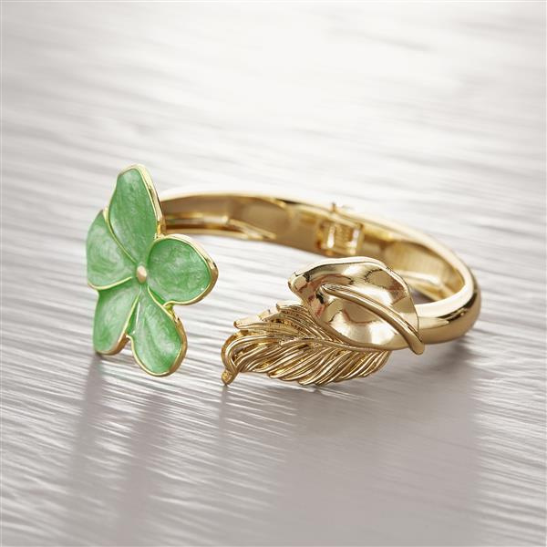 IN BLOOM. Cuff bracelet