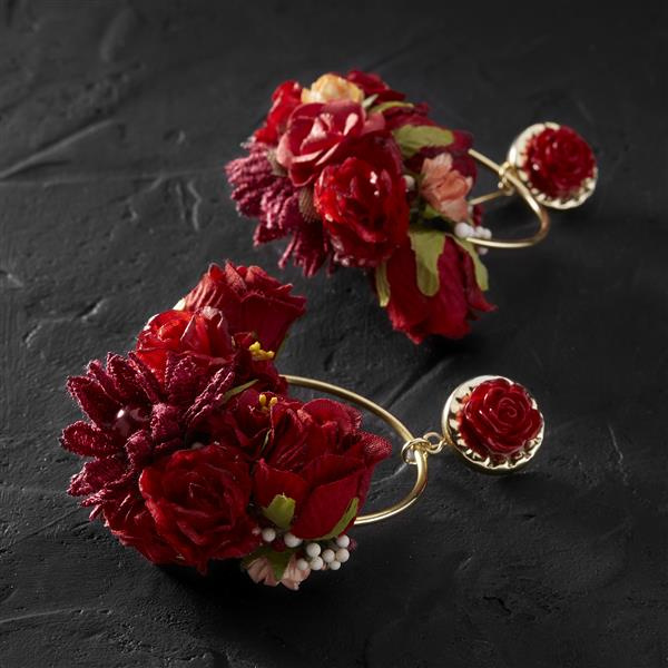 Out of love. Flower drop earrings in red