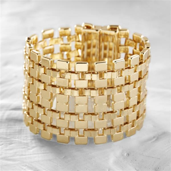 WOMEN WHO RULE. Golden bracelet