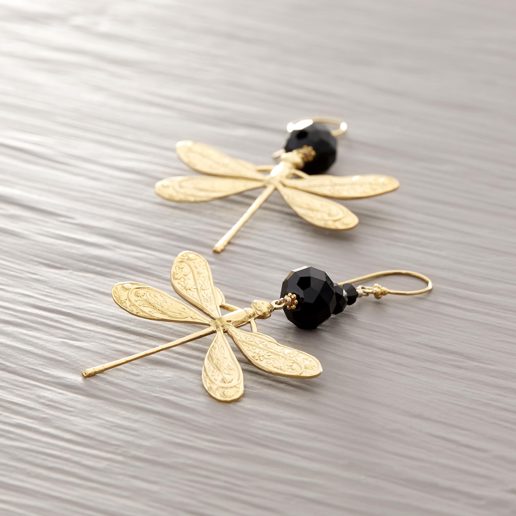 HIGH ENERGY. Drop earrings with a dragonfly motif