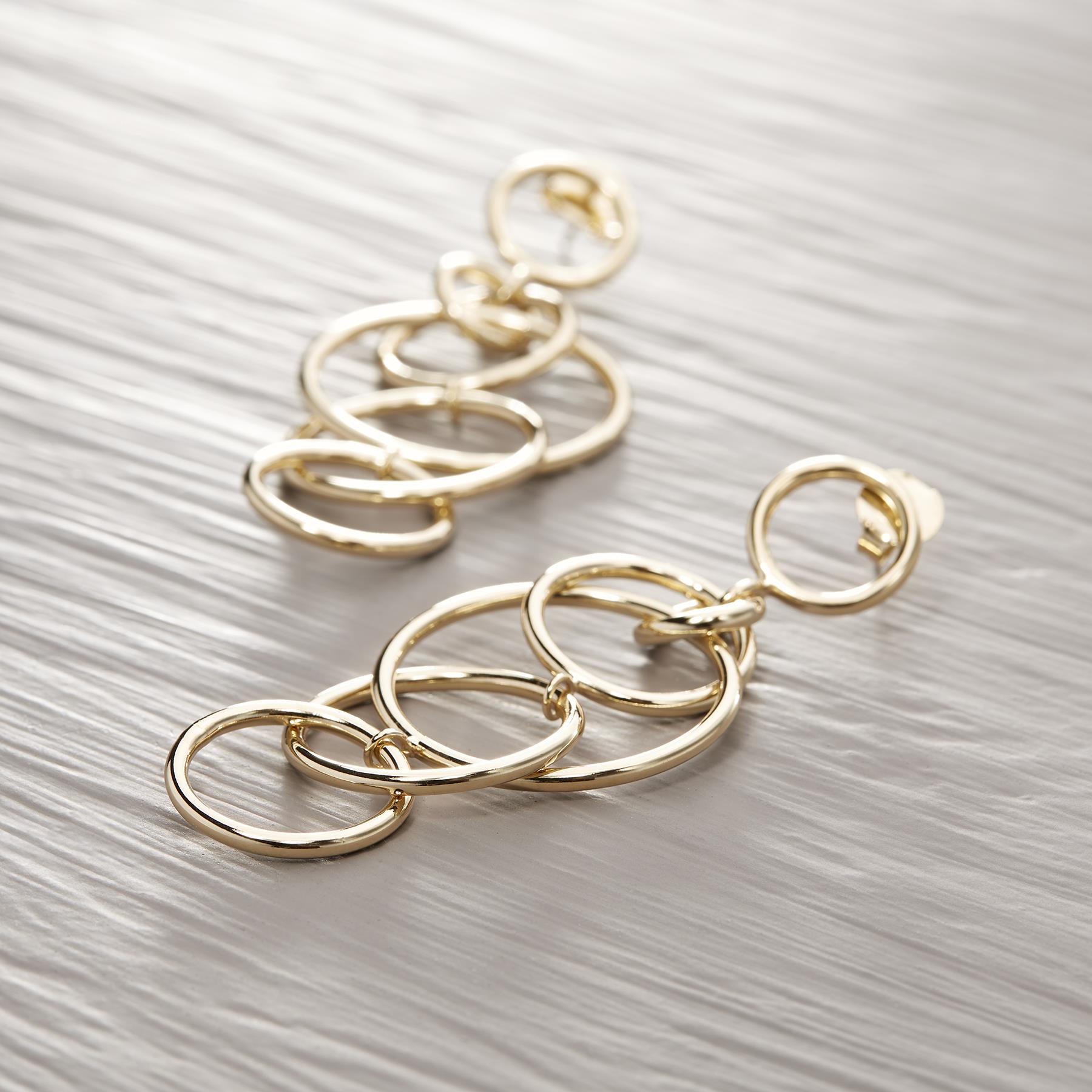 KEEP IT TOGETHER. Chain earrings