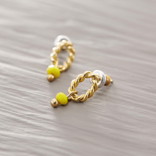 CANARY SONG. Little earrings with beads