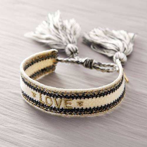 For the one you love. Sash bracelet with embroidery