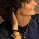 THE NATURE OF THE BEES. Short pendant with a bee