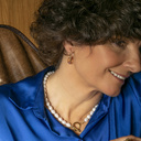 Jenny. Pearl necklace