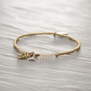 Beads bracelet. The leaf from a fairy tale