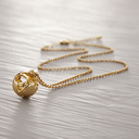 MY GLOBE. Short pendant