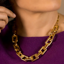 Who's that girl?. Short chain necklace