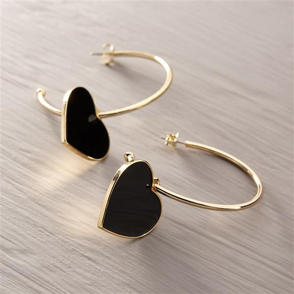 Harley, darling. Golden earrings with black hearts