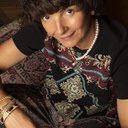 Loose. Necklace with pearls and chains