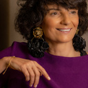 Blue tanzanites. Bracelet on a chain