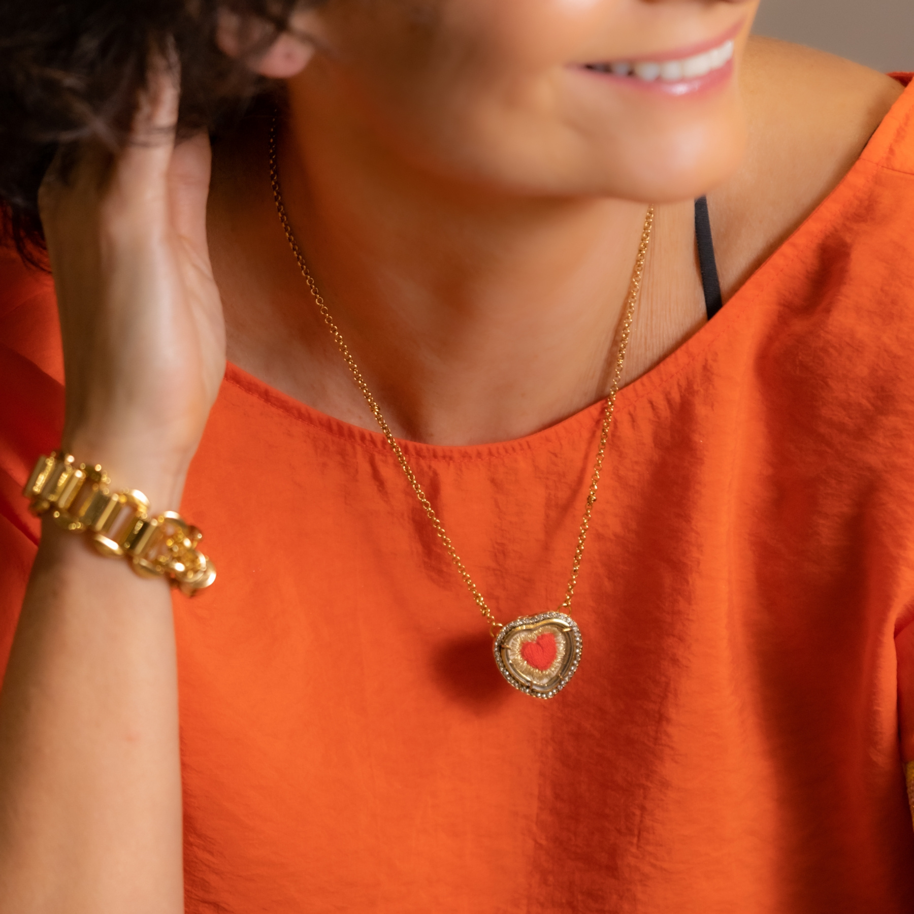 Dreaming of travels. Flat chain bracelet