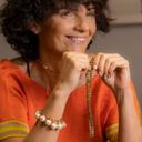 You can go your own way. Bracelet on a chain