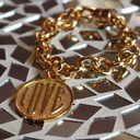 Gracias, mamá. Bracelet with a LOVE coin