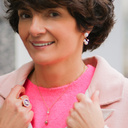 DOING MY OWN THING. Long necklace