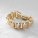 Dreaming of travels. Flat chain bracelet