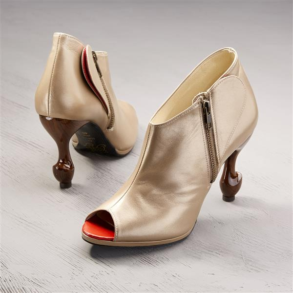 Roppongi. Peep toe boots