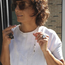 MORTICIA. Double ring with flowers