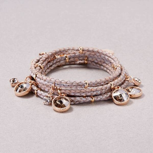 An angel's touch. Leather bracelet