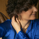 NICKI. Drop earrings