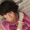 NOBODY CAN GET US. Chain bracelet with pearls