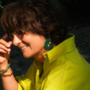 OCTAGON IN GOLD. Cuff bracelet