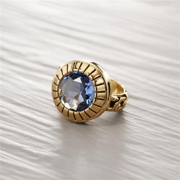 BLUE EYES. Delicate ring