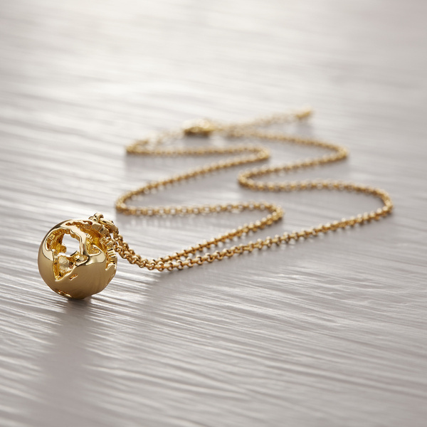 MY GLOBE. Short pendant