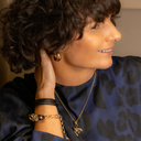 THE NATURE OF THE BEES. Short pendant with a bee