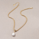 The pearl of happiness. Chain necklace with a pearl