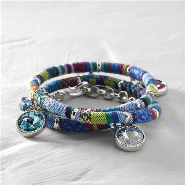 Free spirit. Turquoise bracelet with Swarovski crystals