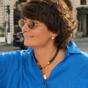 LITTLE DELIGHTS. Small stud earrings