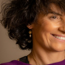 SO PRETTY. Drop earrings with pearls