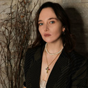 Jenny. Pearl necklace